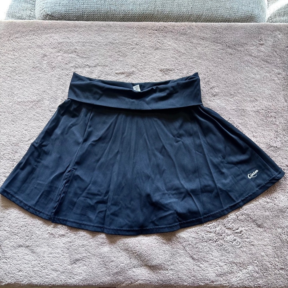 QINSEN Black Athletic Skort with Built-in Shorts Tennis Golf Running Size L - Picture 2 of 7